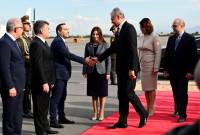 رئيس جمهورية ليتوانيا جيتاناس ناوسودا يصل إلى أرمينيا في زيارة رسمية