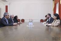 Ruben Rubinyan presents to the Iranian Ambassador the process of normalization of Armenia-
Turkey relations