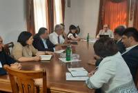 El ministro de Estado de Artsaj organizó un encuentro sobre la reforma del sistema de 
educación superior