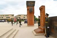 El presidente de Artsaj rinde homenaje a la memoria de los mártires, combatientes por la 
libertad y desaparecidos