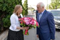 ՀՀ նախագահն ԱՄՆ Անկախության օրվա առթիվ այցելել է Հայաստանում ԱՄՆ դեսպանի 
կեցավայր

