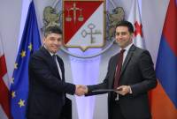 Signature d'un accord d'échange de données entre l'Arménie et la Géorgie sur le transport de 
véhicules et de marchandise