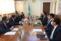 Des responsables arméniens et kazakhs discutent des possibilités d'importation de produits 
pétroliers du Kazakhstan  