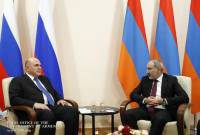 رئيس الوزراء الأرميني نيكول باشينيان يجري محادثة هاتفية مع نظيره الروسي ميخائيل ميشوستين
