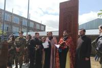 Inauguran monumento en honor a los héroes de Tsovak caídos en las guerras de Artsáj