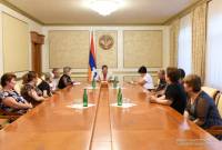 El presidente de Artsaj recibió a familiares de militares desaparecidos